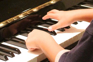 Piano lessons for children